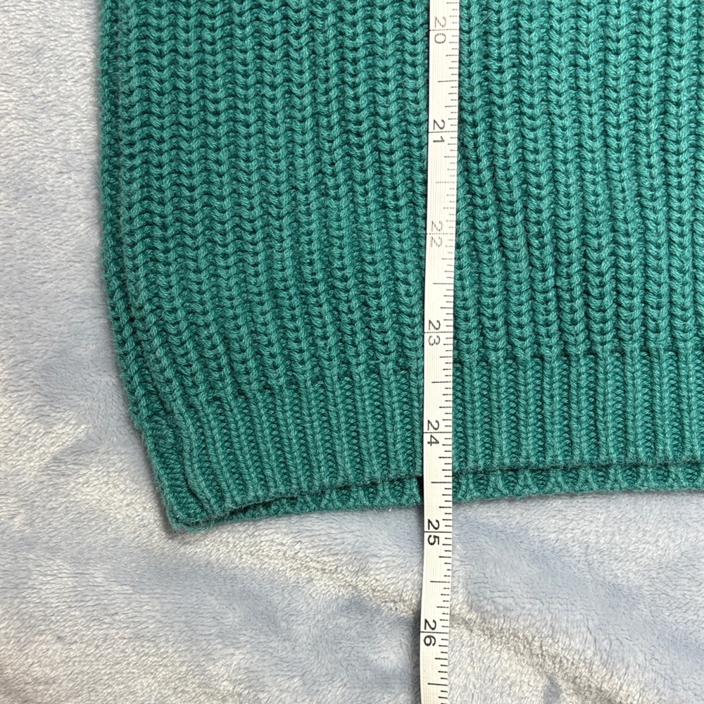 Urban Outfitters Crew Neck Sweater - Picture 11 of 11